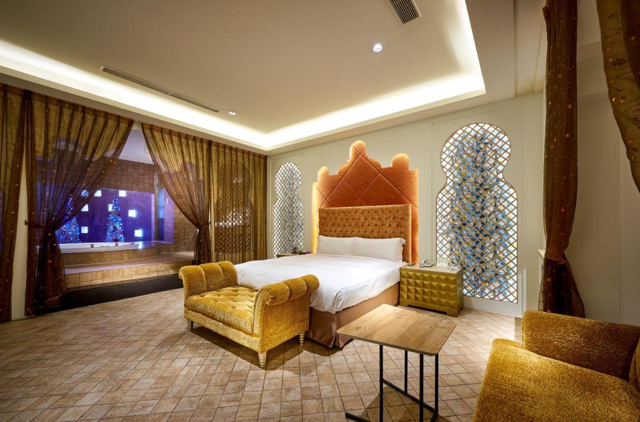 Takao Love Motel Καοσιούνγκ Εξωτερικό φωτογραφία